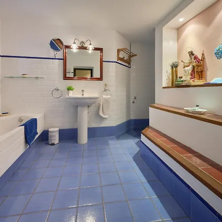 Villa Wine Escape By Fidalsa Baigorrietxea