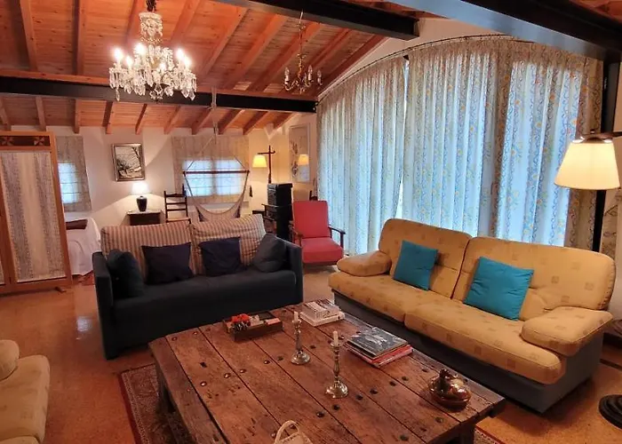 Villa Wine Escape By Fidalsa Baigorrietxea *