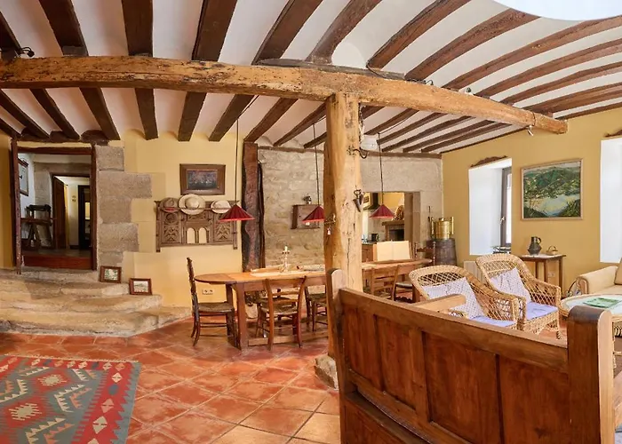 Wine Escape By Fidalsa Baigorrietxea *